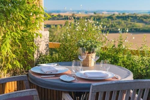 Auberge du Poids Public Logis Hotel