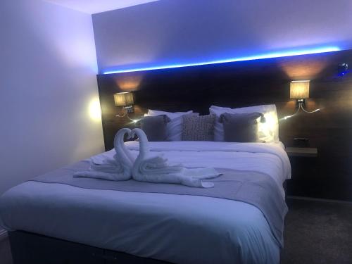 Duplex Serviced Apartment Near L& D Hosptail And M1 J11, Luton, Bedfordshire