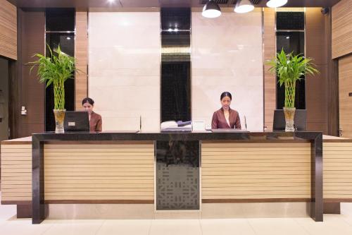 Mida Hotel Ngamwongwan - SHA Plus