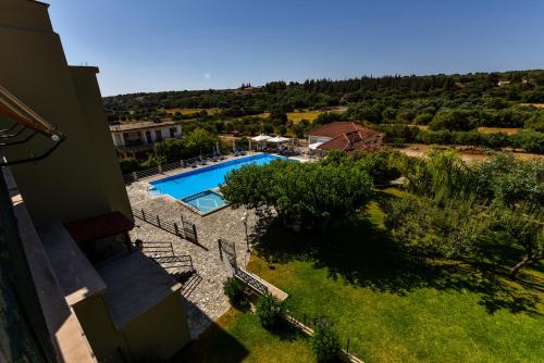 Ionis Hotel - image 6