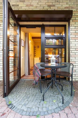 Double Room - Base Floor image 9