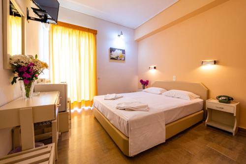 Ionis Hotel - image 7