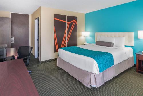 Howard Johnson By Wyndham Albuquerque Midtown Photo 13