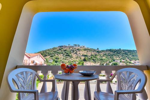 Ionis Hotel - image 3
