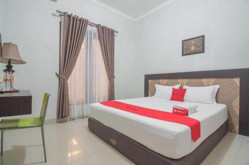 RedDoorz Plus Syariah at Banjarbaru 2
