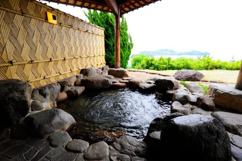 Open air bath, Tenku Hotel Kairo in Shodoshima