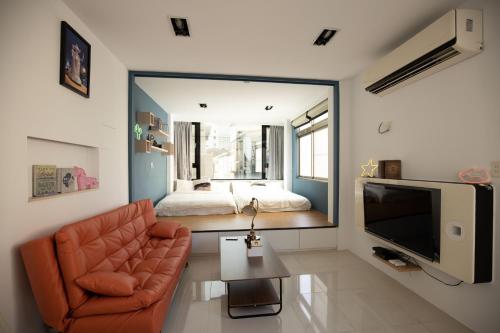 YouI98 Guesthouse一層一戶大坪數套房#本國旅客須先匯款, Tchaj-nan