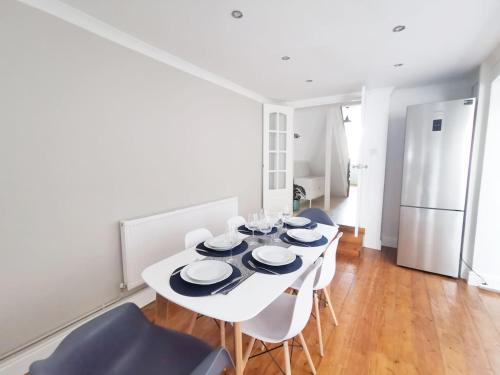 Faciliteiten, Railway Street by Switchback Stays in Splott