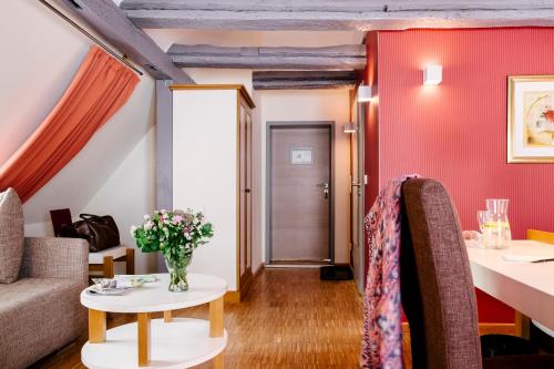 Hotel am Jungfernstieg - image 13
