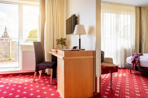 Hotel am Jungfernstieg - image 12