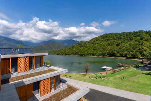 222381895 Kvareli Lake Resort