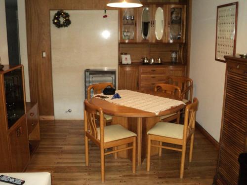 departamento muy calido en necochea con cochera