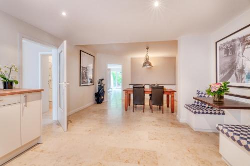 Kitchen, Strandgrun Golf- & Spa Resort in Timmendorfer Strand City Center