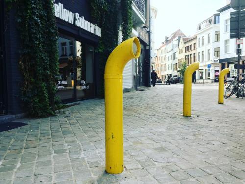 B&B Yellow Submarine - image 14