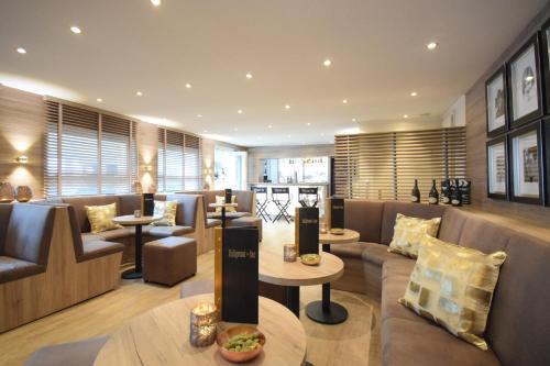 Bar/lounge, Strandgrun Golf- & Spa Resort in Timmendorfer Strand City Center
