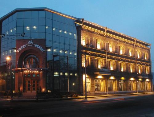 Ararat Hotel, Erywań