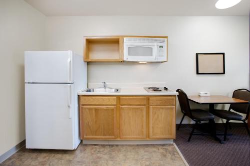 WoodSpring Suites Baton Rouge Airline Highway near Baton Rouge Metropolitan Airport