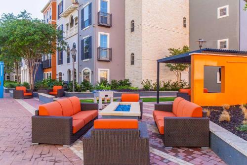 Luxury Suite + Pool + Free Wifi - image 4