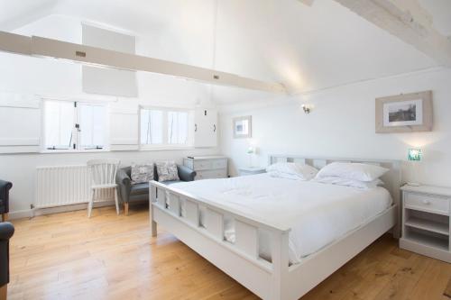 Whitstable Fisherman's Huts Whitstable Fisherman's Huts