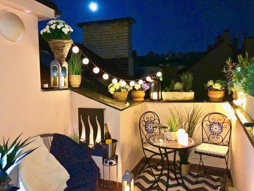 Duplex with quite terrace on Wenceslas sq., Praha