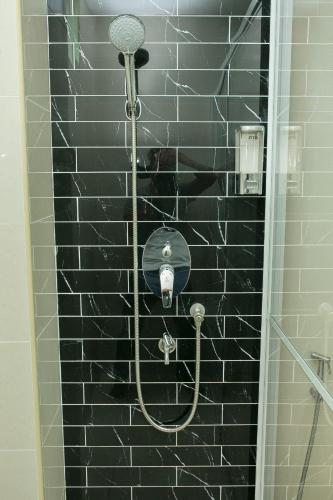 Bathroom, Savana Hotel in Kangar