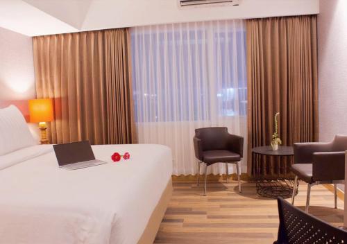 Hotel Suni Sentani Managed by East Season – Jayapura, WA