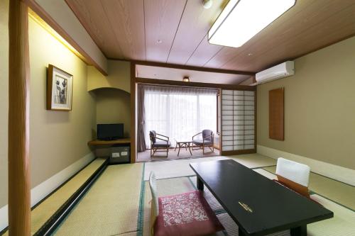 Japanese-Style Superior Room