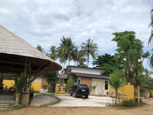 Coco Lanta Eco Resort