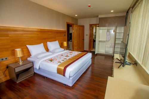 Two-Bedroom Apartment image 1