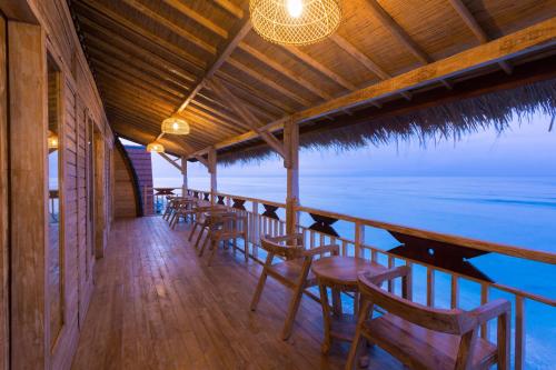 Balcony/terrace, The Dewi Sun Sun Suite in Nusa Penida