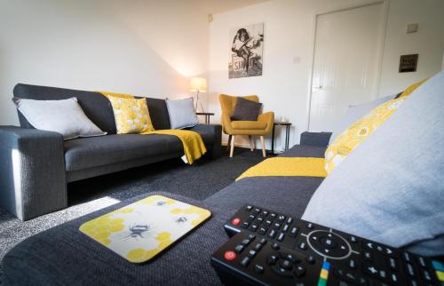 Ideal Home Next To Queens Park, Manchester, Cheetham, Greater Manchester