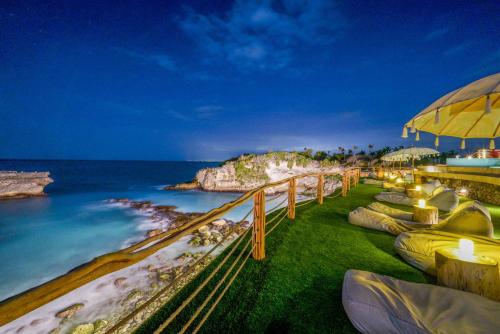 Vaade, Blue Lagoon Avia Villa in Nusa Ceningan