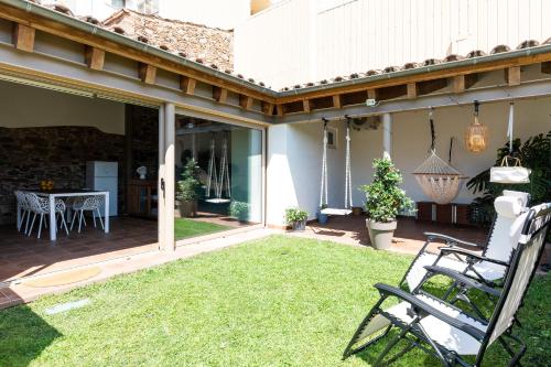RUSTIC & CHIC b&b in Granollers