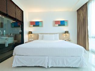 VIC 3 Bangkok Hotel, Bangkok (fotografie 8)