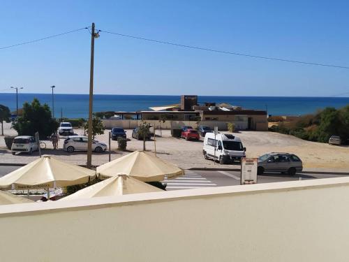  1P Torre Sol Casas & Papeis in Armação de Pêra