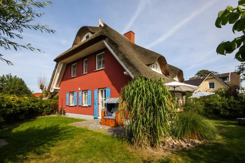 Achtern Diek 118221 In Ahrenshoop Germany Reviews Prices