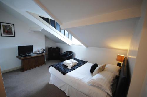 Rowntree Lodge - image 11