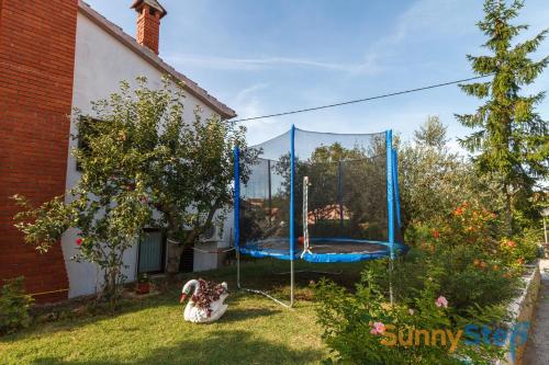 Apartment Sankovic with a private pool