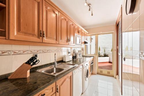 Dapur, Macdonald Leila Playa Resort in Mijas