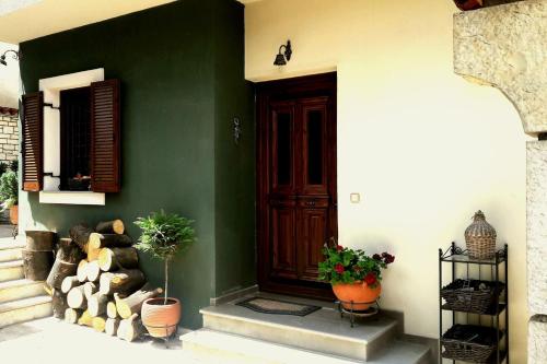  Traditional House in the Historic Center in Ioannina
