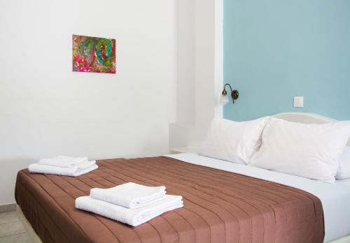 Sail Inn Studios & Apartments Room Type - One-Bedroom Apartment