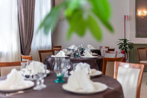 Ресторан, Europa Palace Hotel in Мессіна