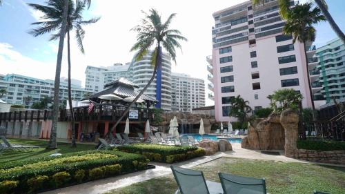 Private Apartments by South Florida Vacations - image 6