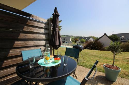 Gite - Le Toucan - Maison avec Terrasse dans parc avec piscine proche plages et Golf