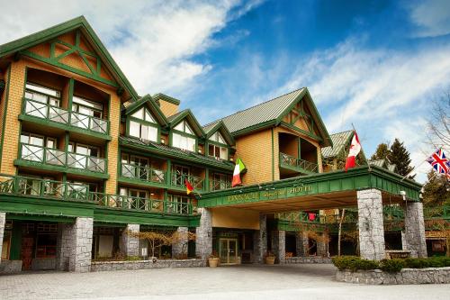 Pinnacle Hotel Whistler