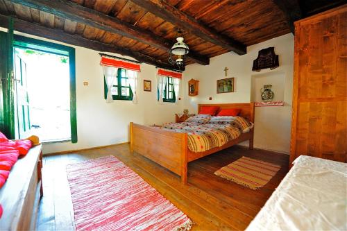 Transylvanian country house photo 3