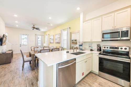 Superb Cottage with Hot Tub at Margaritaville 8028DD - image 5