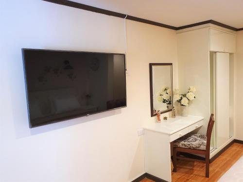 222611010 Cana Boutique Hotel