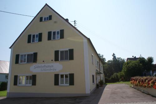 B&B Autenried - Gästehaus Schlossbräu - Bed and Breakfast Autenried