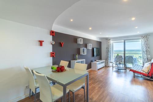 Goldhome - Karina 5